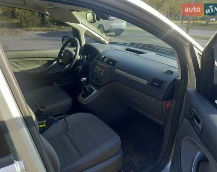 Сірий Форд Сі-Макс, об'ємом двигуна 1.6 л та пробігом 305 тис. км за 5700 $, фото 5 на Automoto.ua