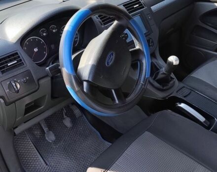 Серый Форд Си-Макс, объемом двигателя 1.6 л и пробегом 243 тыс. км за 4600 $, фото 4 на Automoto.ua