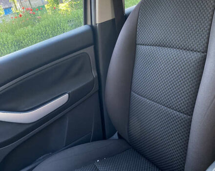 Сірий Форд Сі-Макс, об'ємом двигуна 1.75 л та пробігом 360 тис. км за 5000 $, фото 13 на Automoto.ua