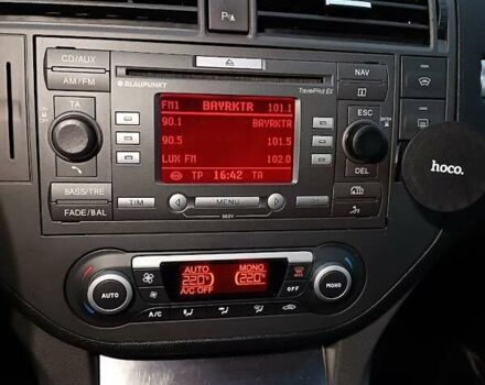 Сірий Форд Сі-Макс, об'ємом двигуна 1.6 л та пробігом 190 тис. км за 5999 $, фото 10 на Automoto.ua