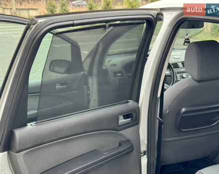 Сірий Форд Сі-Макс, об'ємом двигуна 1.8 л та пробігом 216 тис. км за 4700 $, фото 12 на Automoto.ua