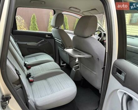 Сірий Форд Сі-Макс, об'ємом двигуна 1.6 л та пробігом 239 тис. км за 5800 $, фото 25 на Automoto.ua