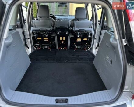 Сірий Форд Сі-Макс, об'ємом двигуна 1.6 л та пробігом 239 тис. км за 5800 $, фото 32 на Automoto.ua