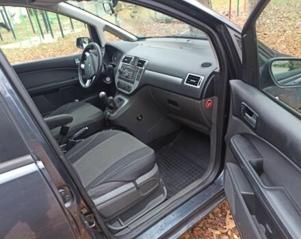 Серый Форд Си-Макс, объемом двигателя 1.8 л и пробегом 260 тыс. км за 4999 $, фото 6 на Automoto.ua