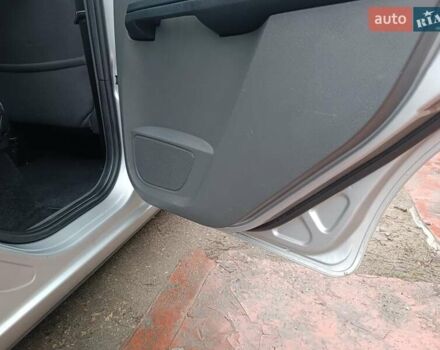 Сірий Форд Сі-Макс, об'ємом двигуна 1.6 л та пробігом 217 тис. км за 5300 $, фото 13 на Automoto.ua