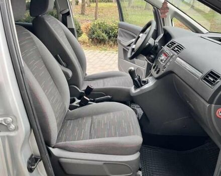 Сірий Форд Сі-Макс, об'ємом двигуна 1.6 л та пробігом 178 тис. км за 5200 $, фото 21 на Automoto.ua