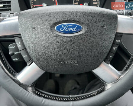 Серый Форд Си-Макс, объемом двигателя 1.8 л и пробегом 208 тыс. км за 5499 $, фото 19 на Automoto.ua