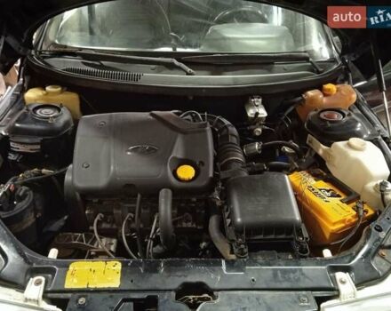 Сірий Форд Сі-Макс, об'ємом двигуна 1.6 л та пробігом 380 тис. км за 3700 $, фото 5 на Automoto.ua