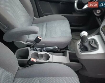 Сірий Форд Сі-Макс, об'ємом двигуна 1.6 л та пробігом 217 тис. км за 5300 $, фото 21 на Automoto.ua