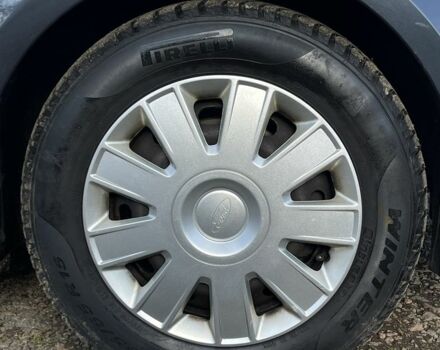 Сірий Форд Сі-Макс, об'ємом двигуна 1.8 л та пробігом 106 тис. км за 5700 $, фото 18 на Automoto.ua