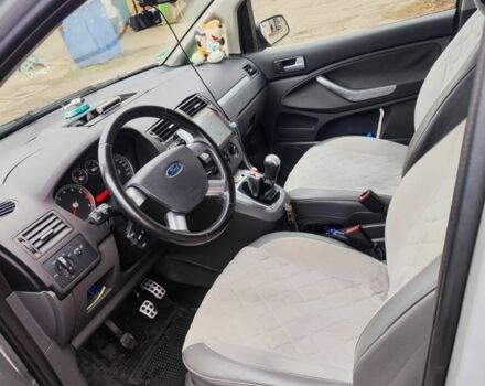 Серый Форд Си-Макс, объемом двигателя 1.8 л и пробегом 330 тыс. км за 6500 $, фото 6 на Automoto.ua