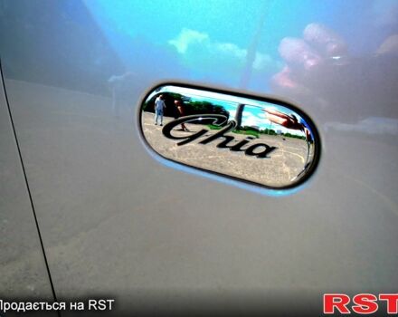 Сірий Форд Сі-Макс, об'ємом двигуна 1.8 л та пробігом 170 тис. км за 4900 $, фото 2 на Automoto.ua