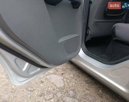Сірий Форд Сі-Макс, об'ємом двигуна 1.6 л та пробігом 217 тис. км за 5300 $, фото 10 на Automoto.ua