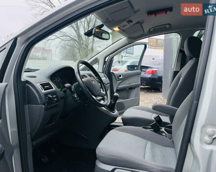 Серый Форд Си-Макс, объемом двигателя 1.6 л и пробегом 218 тыс. км за 5300 $, фото 8 на Automoto.ua