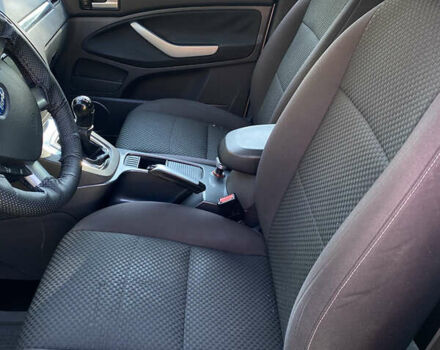 Сірий Форд Сі-Макс, об'ємом двигуна 1.75 л та пробігом 360 тис. км за 5000 $, фото 8 на Automoto.ua