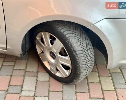 Сірий Форд Сі-Макс, об'ємом двигуна 1.6 л та пробігом 156 тис. км за 5850 $, фото 35 на Automoto.ua