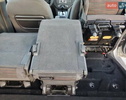 Серый Форд Си-Макс, объемом двигателя 2 л и пробегом 187 тыс. км за 5800 $, фото 11 на Automoto.ua