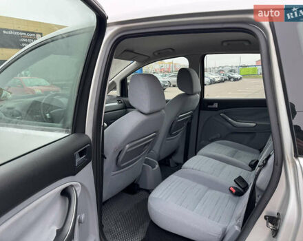 Серый Форд Си-Макс, объемом двигателя 1.6 л и пробегом 198 тыс. км за 4700 $, фото 7 на Automoto.ua