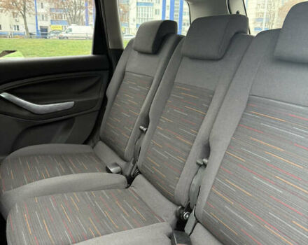 Серый Форд Си-Макс, объемом двигателя 2 л и пробегом 245 тыс. км за 5500 $, фото 15 на Automoto.ua