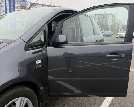 Серый Форд Си-Макс, объемом двигателя 2 л и пробегом 245 тыс. км за 5500 $, фото 19 на Automoto.ua