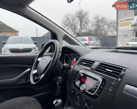 Серый Форд Си-Макс, объемом двигателя 1.8 л и пробегом 201 тыс. км за 6350 $, фото 31 на Automoto.ua