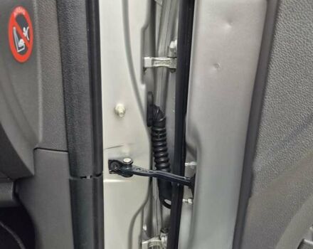 Сірий Форд Сі-Макс, об'ємом двигуна 1.6 л та пробігом 195 тис. км за 5850 $, фото 24 на Automoto.ua