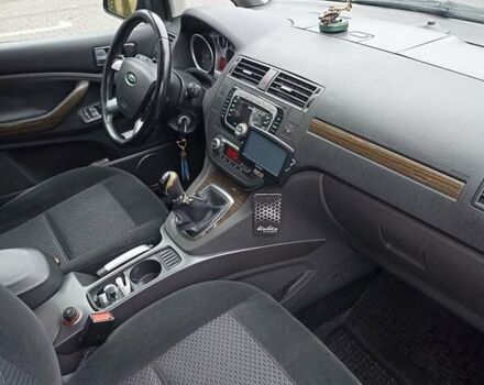 Серый Форд Си-Макс, объемом двигателя 1.75 л и пробегом 236 тыс. км за 5190 $, фото 2 на Automoto.ua