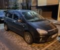 Серый Форд Си-Макс, объемом двигателя 1.8 л и пробегом 260 тыс. км за 3940 $, фото 1 на Automoto.ua