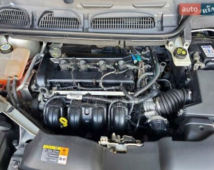 Серый Форд Си-Макс, объемом двигателя 2 л и пробегом 187 тыс. км за 5800 $, фото 33 на Automoto.ua