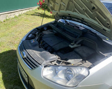 Сірий Форд Сі-Макс, об'ємом двигуна 1.8 л та пробігом 250 тис. км за 4500 $, фото 4 на Automoto.ua