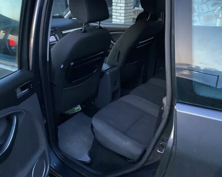 Серый Форд Си-Макс, объемом двигателя 1.6 л и пробегом 206 тыс. км за 5700 $, фото 2 на Automoto.ua