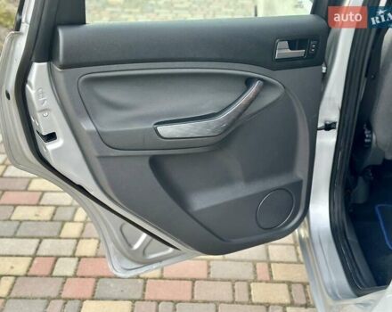 Сірий Форд Сі-Макс, об'ємом двигуна 1.6 л та пробігом 156 тис. км за 5850 $, фото 26 на Automoto.ua