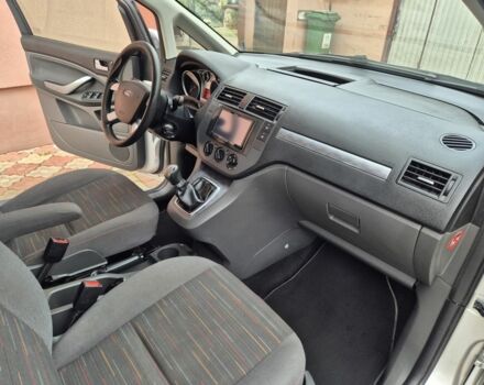 Серый Форд Си-Макс, объемом двигателя 1.6 л и пробегом 195 тыс. км за 5850 $, фото 11 на Automoto.ua