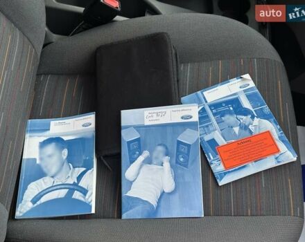 Сірий Форд Сі-Макс, об'ємом двигуна 1.6 л та пробігом 156 тис. км за 5850 $, фото 38 на Automoto.ua