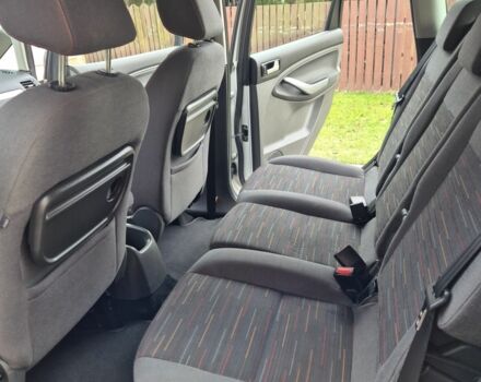 Серый Форд Си-Макс, объемом двигателя 1.6 л и пробегом 195 тыс. км за 5850 $, фото 19 на Automoto.ua