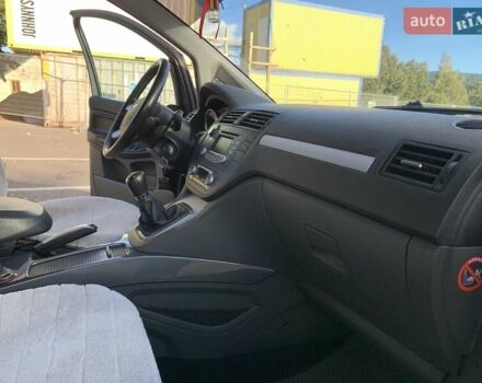 Серый Форд Си-Макс, объемом двигателя 1.6 л и пробегом 320 тыс. км за 6000 $, фото 15 на Automoto.ua