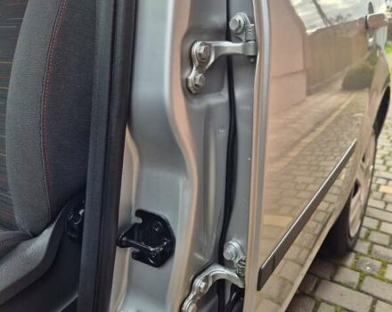 Сірий Форд Сі-Макс, об'ємом двигуна 1.6 л та пробігом 195 тис. км за 5850 $, фото 23 на Automoto.ua