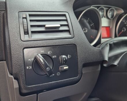 Серый Форд Си-Макс, объемом двигателя 1.6 л и пробегом 195 тыс. км за 5850 $, фото 14 на Automoto.ua