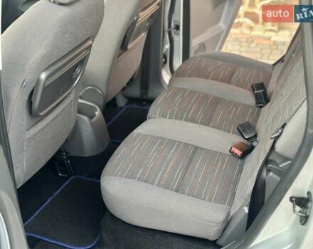 Сірий Форд Сі-Макс, об'ємом двигуна 1.6 л та пробігом 156 тис. км за 5850 $, фото 27 на Automoto.ua