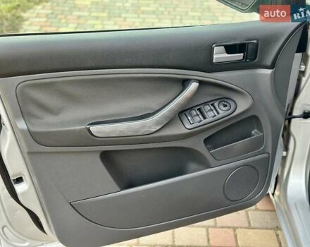 Сірий Форд Сі-Макс, об'ємом двигуна 1.6 л та пробігом 156 тис. км за 5850 $, фото 14 на Automoto.ua