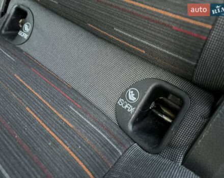 Серый Форд Си-Макс, объемом двигателя 1.8 л и пробегом 181 тыс. км за 5300 $, фото 96 на Automoto.ua