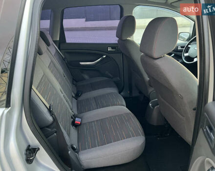 Серый Форд Си-Макс, объемом двигателя 1.8 л и пробегом 181 тыс. км за 5300 $, фото 67 на Automoto.ua