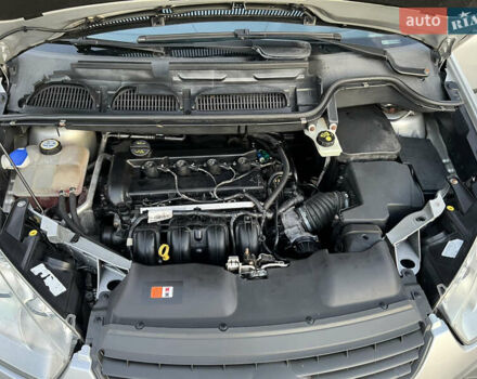 Серый Форд Си-Макс, объемом двигателя 1.8 л и пробегом 181 тыс. км за 5300 $, фото 100 на Automoto.ua