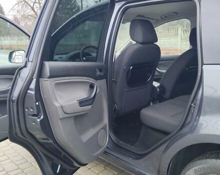 Сірий Форд Сі-Макс, об'ємом двигуна 2 л та пробігом 279 тис. км за 6300 $, фото 8 на Automoto.ua