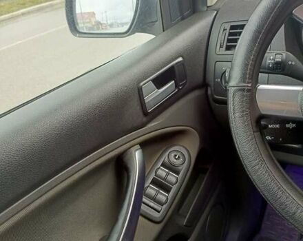 Сірий Форд Сі-Макс, об'ємом двигуна 1.6 л та пробігом 260 тис. км за 5500 $, фото 1 на Automoto.ua