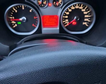 Серый Форд Си-Макс, объемом двигателя 1.56 л и пробегом 333 тыс. км за 5000 $, фото 6 на Automoto.ua