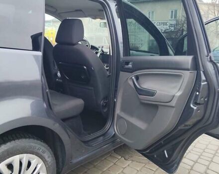 Сірий Форд Сі-Макс, об'ємом двигуна 2 л та пробігом 279 тис. км за 6300 $, фото 10 на Automoto.ua