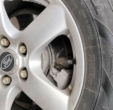 Сірий Форд Сі-Макс, об'ємом двигуна 1.6 л та пробігом 159 тис. км за 6800 $, фото 10 на Automoto.ua