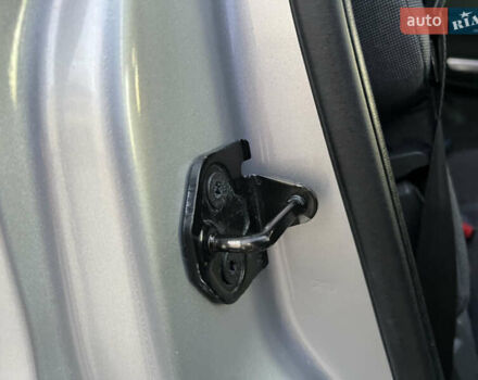 Серый Форд Си-Макс, объемом двигателя 1.8 л и пробегом 181 тыс. км за 5300 $, фото 85 на Automoto.ua