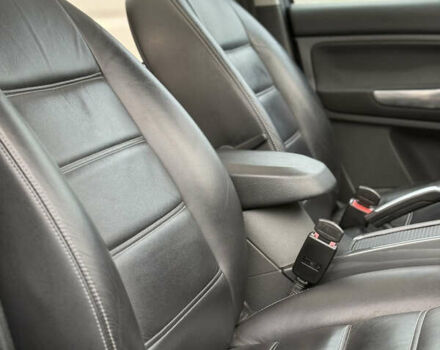 Серый Форд Си-Макс, объемом двигателя 1.6 л и пробегом 146 тыс. км за 6700 $, фото 56 на Automoto.ua